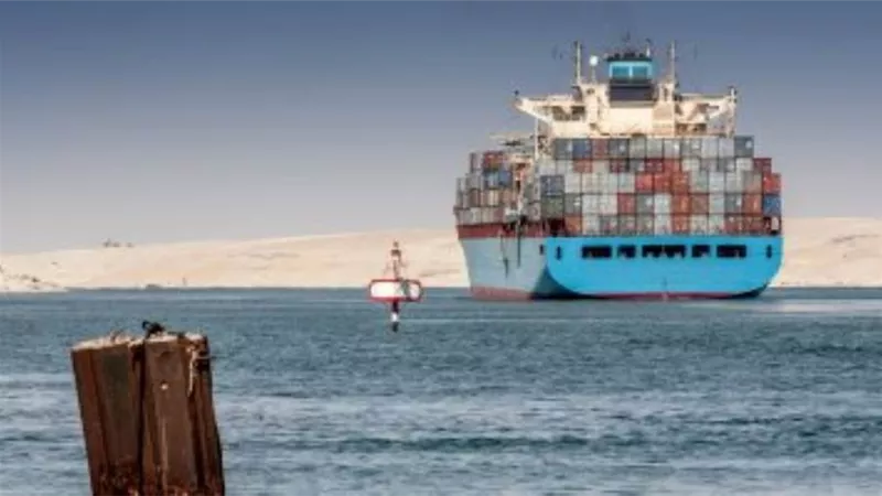 عجز الميزان التجارى فى مصر  يتراجع 38.6% لــ 2.69 مليار دولار 