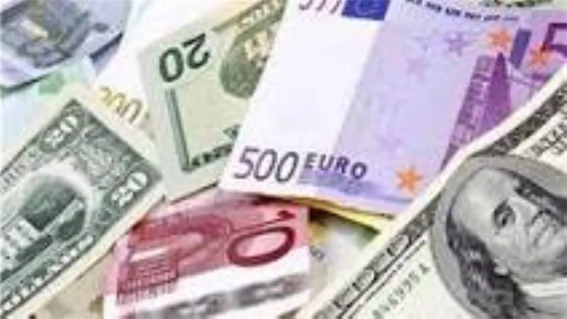 حركة اسعار العملات فى البنك المركزى .. الدولار يسجل 15.93 جنيه 