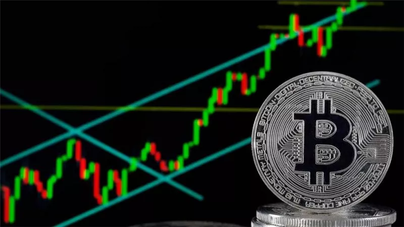 البيتكوين تتجاوز الـ 19 ألف دولار وسط توقعات بمزيد من الارتفاعات 