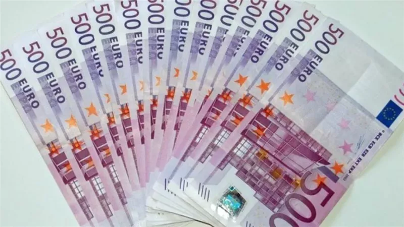 سعر اليورو أمام الجنيه المصري اليوم الأثنين  14/ 12 /2020