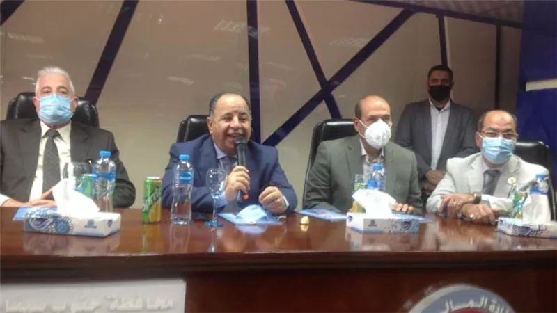 وزير المالية :الرئيس السيسى يُغَّير وجه الحياة فى مصر بمشروعات تنموية غير مسبوقة