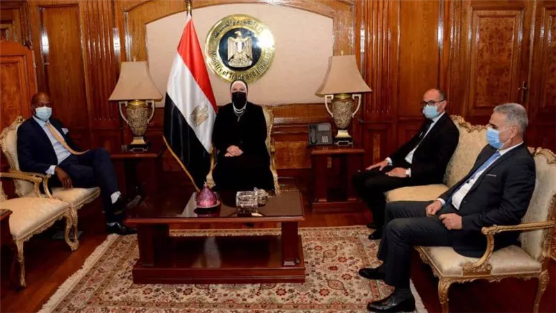 وزيرة الصناعة تبحث سبل تفعيل اتفاقية التجارة الحرة القارية الأفريقية