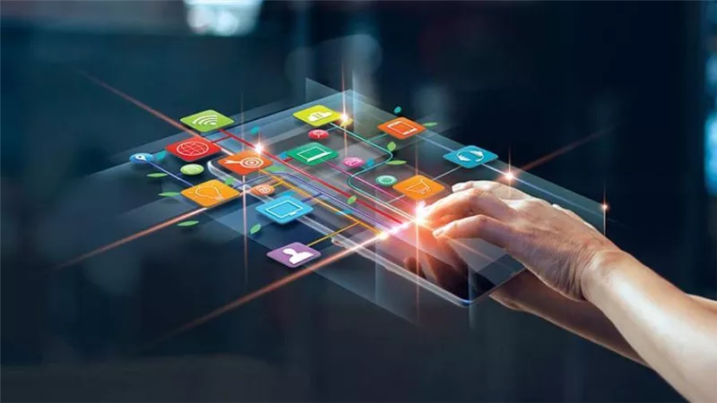 خبراء: رقمنة الخدمات المالية تساعد في تكافؤ الفرص