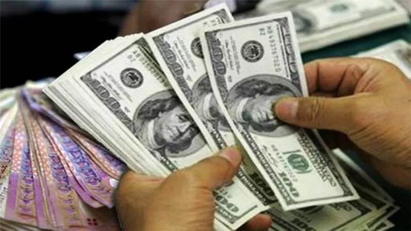 سعر الريال العماني أمام الدولار الأمريكي اليوم الإثنين 15-2-2021