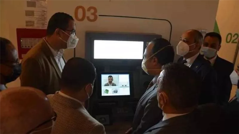 البنك الأهلي المصري يفتتح أول فرع الكتروني في صعيد مصر بالمنيا