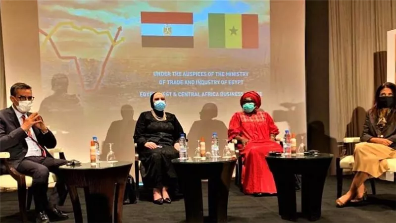 احتفاء بدور مجموعة التجاري وفا بنك في تعزيز روابط الأعمال بين مصر ودول وسط وغرب أفريقيا