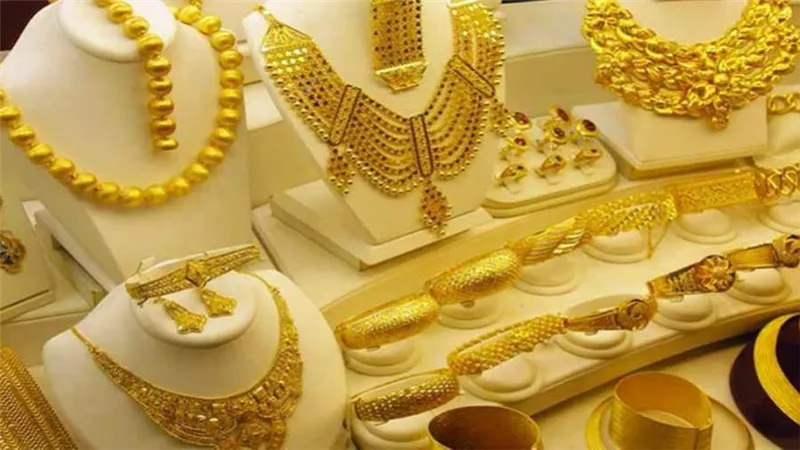 سعر الذهب لحظة بلحظة اليوم الأربعاء 14 يوليو 2021