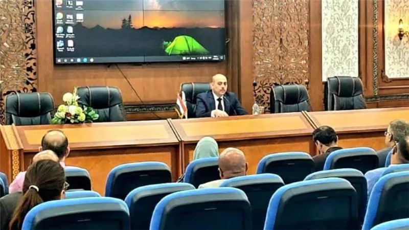 رئيس التنمية الصناعية يبحث مع 16 مستثمرا طلباتهم للاستثمار في بورسعيد