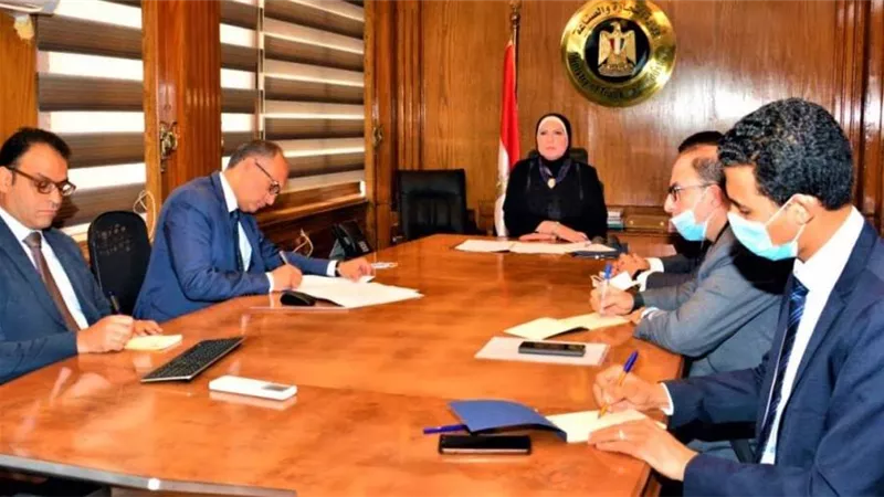 وزيرة الصناعة تبحث مع نظيرها الكوري سبل تعزيز التعاون التجاري والاستثماري
