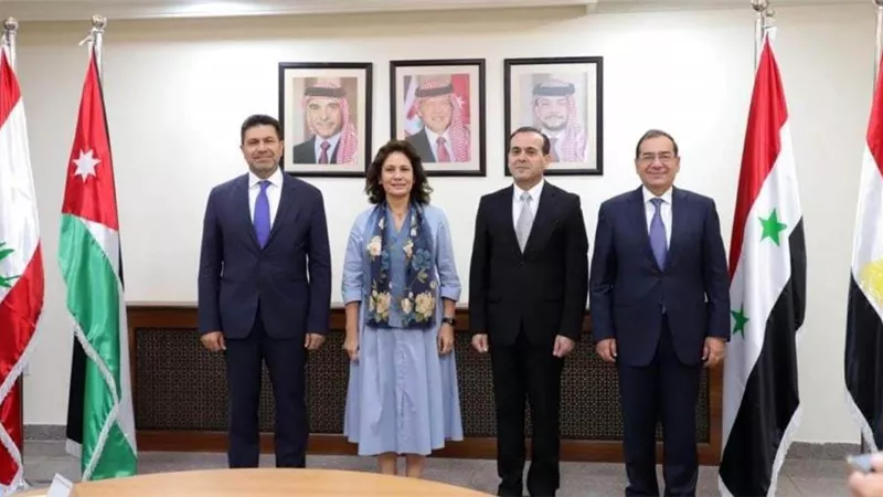 مصر والأردن وسوريا ولبنان يتفقون على توصيل الغاز المصري للبنان