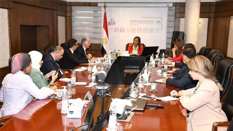 وزيرة التخطيط تبحث مع رئيس المؤسسة الدولية الإسلامية للتمويل موقف موضوعات التعاون مع مصر