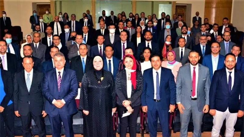 وزيرة التجارة: خطة شاملة لإعادة هيكلة مركز تحديث الصناعة.. وتصعيد الشباب للقيادة