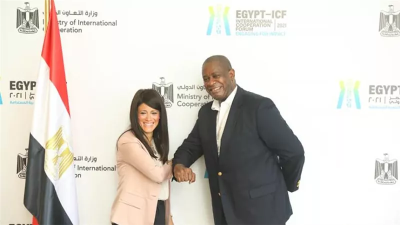 المشاط تبحث مع نائب رئيس البنك الأفريقي للتنمية التعاون المشترك والإعداد لاستراتيجية 2022-2026