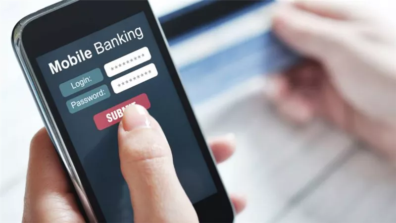 نصائح مهمة لتأمين معاملاتك المصرفية عبر الهاتف المحمول