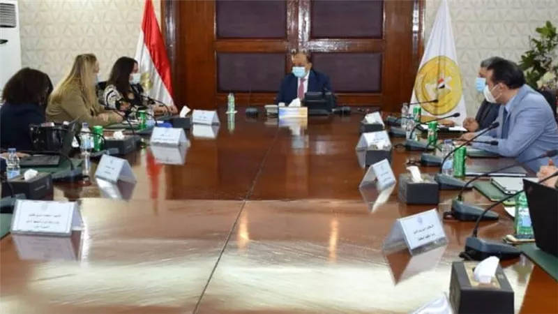 وفد من البنك الدولى يبحث آخر تطورات مشروع تحسين جودة الهواء وتغير المناخ في مصر