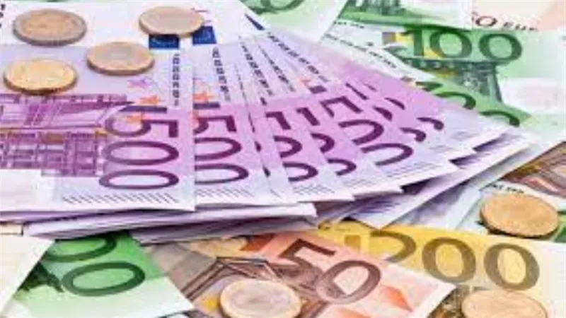 اسعار صرف اليورو الأوروبي مقابل الجنيه المصري في البنوك اليوم الثلاثاء 12-10-2021