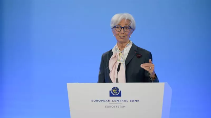 لاجارد: من المرجح استمرار سياسة البنك المركزي الأوروبي فضفاضة في 2022