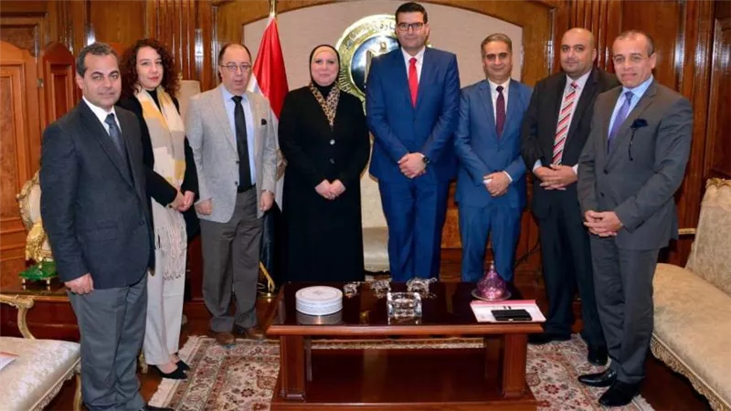 نيفين جامع تبحث مع وزير الزراعة اللبناني سبل تيسير حركة التبادل التجارى بين البلدين