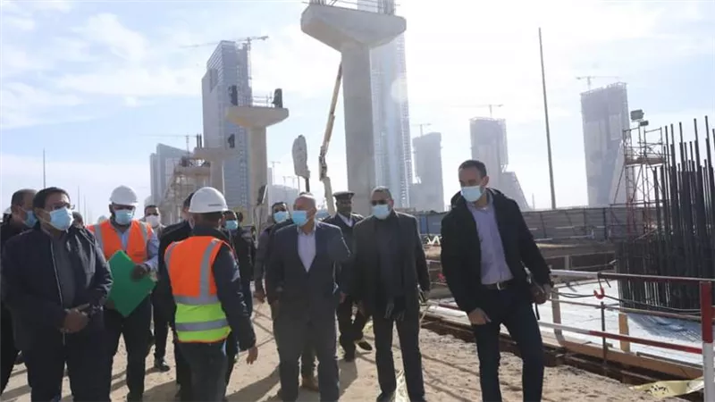 وزير النقل يتابع معدلات تنفيذ مشروع مونوريل العاصمة الإدارية الجديدة