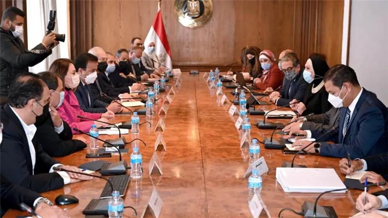 وزيرة التجارة تبحث استعدادات مشاركة مصر بالدورة الـ25 لمنتدى بطرسبرج الاقتصادي الدولي