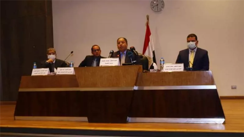رموز المجتمع التجاري والصناعي: نعمل على تحفيز الصناعة ودعم الصادرات ودمج الاقتصاد غير الرسمي