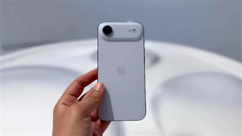 iPhone Air 2 في أحدث التسريبات.. كاميرا مزدوجة ومعالج أقوى وتصميم أكثر نحافة