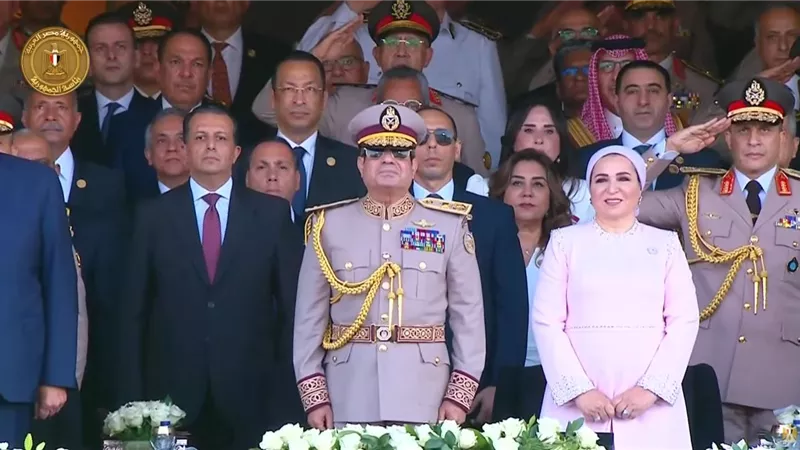 أنغام أوركسترالية ومراسم رسمية.. الرئيس السيسي وقرينته يشهدان فقرات افتتاح «الأوكتاجون» بالعاصمة الإدارية