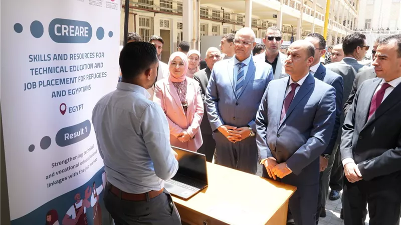شهادة تدريب وفرصة عمل.. وزارة العمل تفتح أبواب المستقبل لخريجي 