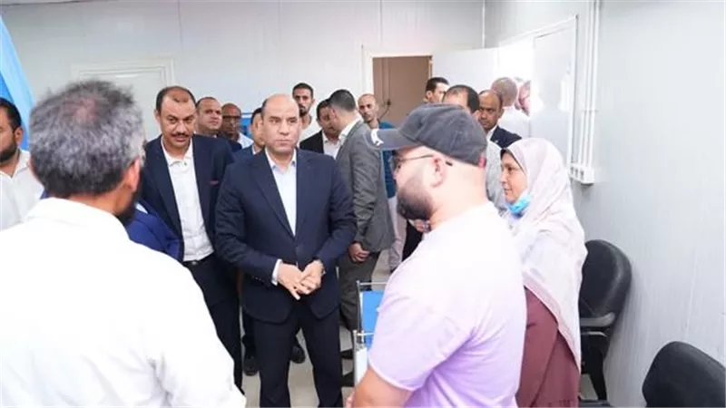 من رأس الحكمة.. وزير العمل يعلن تعزيز حماية العمالة غير المنتظمة 