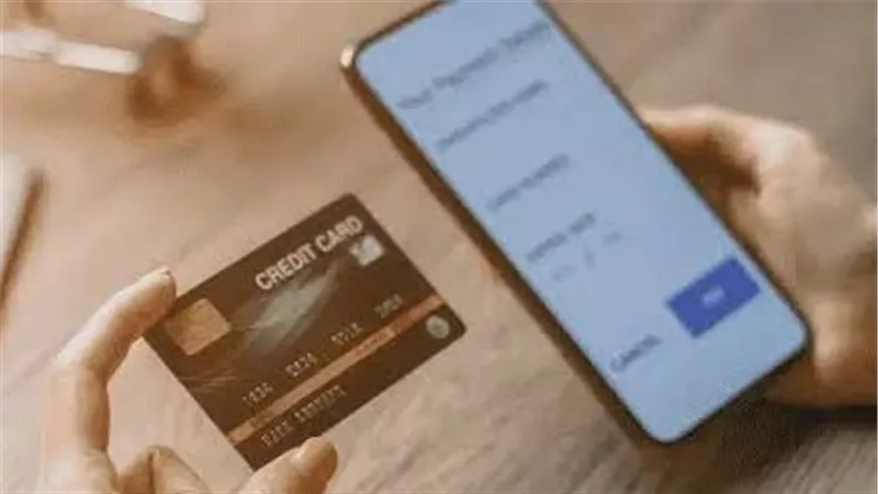 الدفع بالموبايل أم البطاقة البنكية؟.. سر التقنية التي تحمي أموالك من السرقة