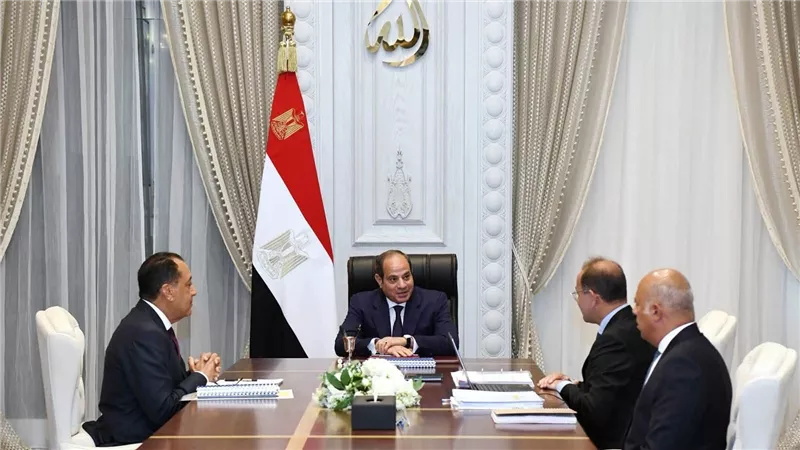 قرارات مهمة من الرئيس السيسي لدعم الاقتصاد.. صكوك ضريبية وحزمة تسهيلات جديدة
