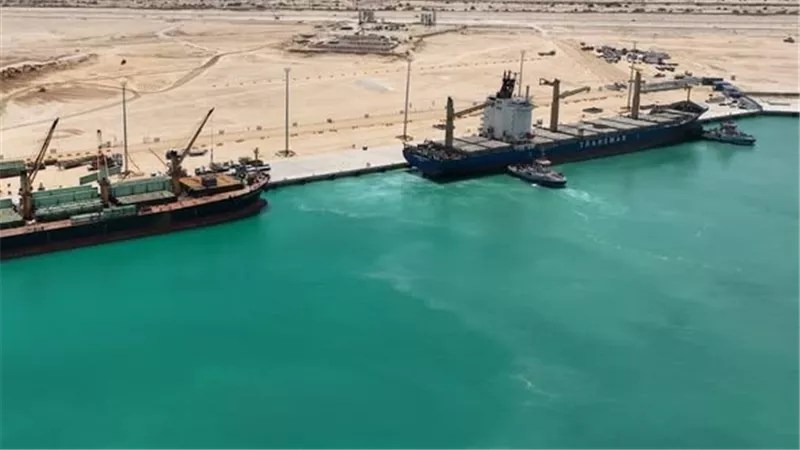 ميناء السخنة يعزز مكانته اللوجستية.. محطة  ترانس كارجو تستقبل سفينتين بعد بدء التشغيل التجاري