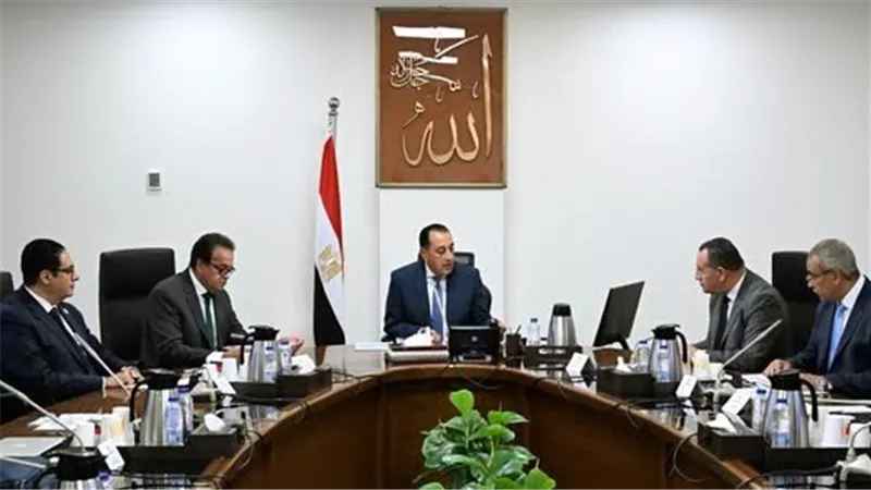 شراكة عالمية لتشغيل «500500».. مدبولي يوجه بضمان أعلى مستويات الرعاية