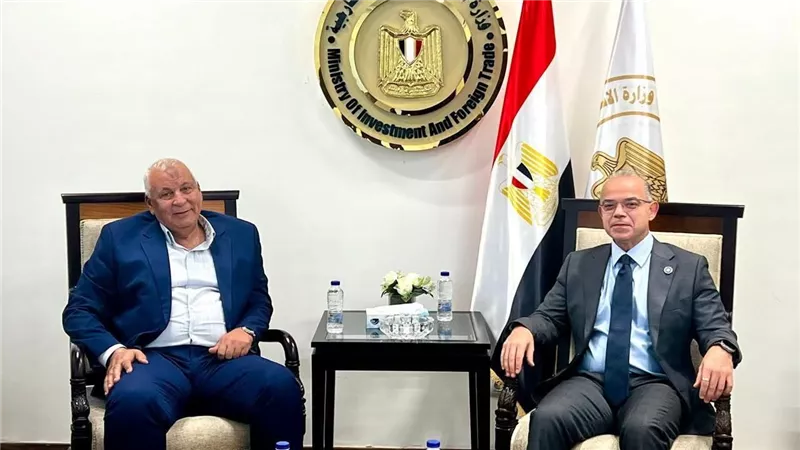 محمد فريد: ندرس أنظمة الاستثمار المناسبة لطرح مشروعات جديدة في مطروح