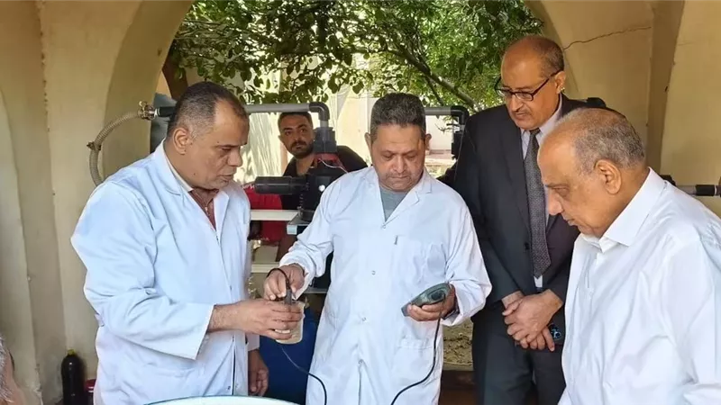 وزير الكهرباء يستعرض مشروعات بحثية لتحويل المخلفات والخامات المصرية إلى منتجات ذات عائد اقتصادي