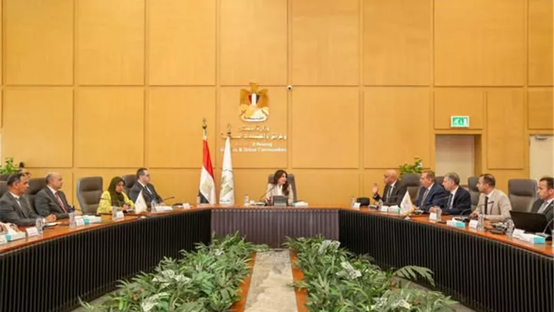 200 مركبة جديدة.. الإسكان تعيد رسم خريطة المواصلات في المدن الجديدة
