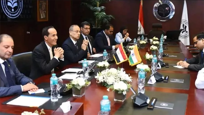 استثمارات الهند في مصر.. هيئة الاستثمار تبحث فرصًا جديدة مع السفير الهندي