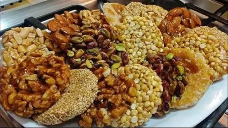 حماية المستهلك يحذر من 7 علامات خطيرة قبل شراء حلوى المولد