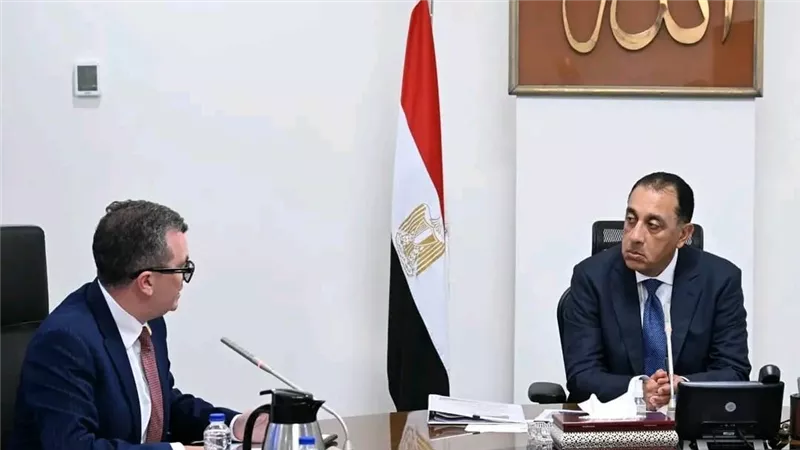 رئيس الوزراء يتابع مع وزير التخطيط ملفات الاقتصاد والاستثمارات وخطة التنمية 2026/2027