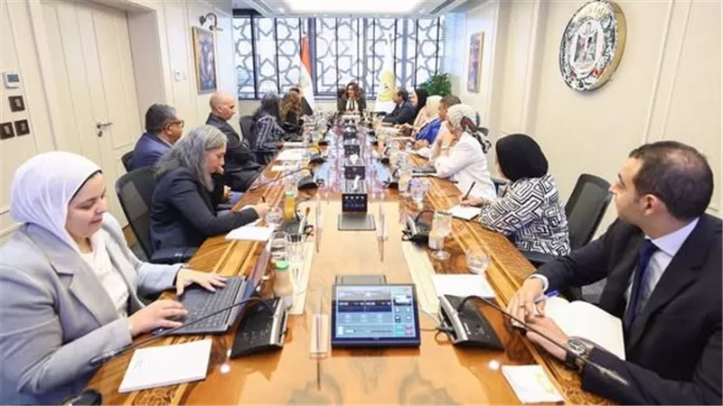 منال عوض تبحث إنشاء صندوق مصري لحماية الشعاب المرجانية وجذب استثمارات طويلة الأجل