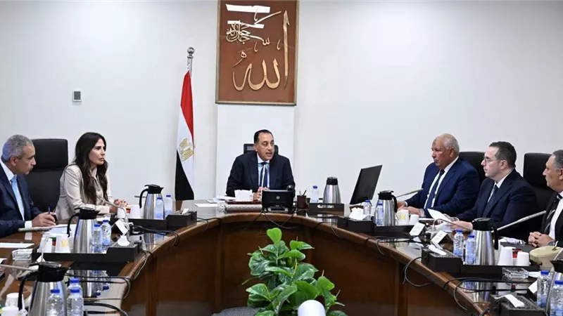 رئيس الوزراء يتابع تطوير الساحل الشمالي الغربي.. مشروعات جديدة لتعزيز الاستثمار وتحسين الخدمات