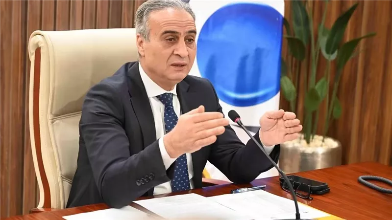 حماية المستهلك يضبط مصنعا غير مرخص يقلد علامات شهيرة ويزور بيانات لمبات وكشافات كهربائية