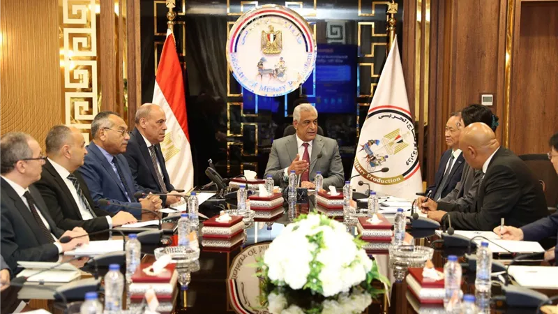 وزير الإنتاج الحربي: نسعى لشراكات مع «CEC» الصينية في التكنولوجيا المتقدمة