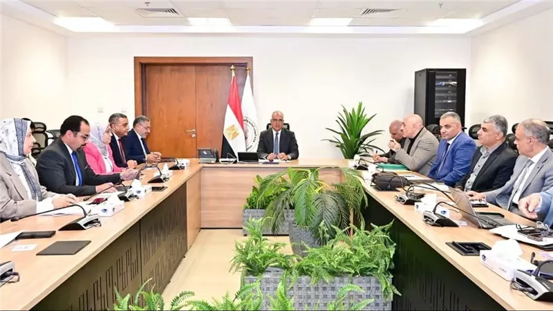 وزير الري يوجه بحماية بحر يوسف وتطوير منظومة المياه في بني سويف والمنيا