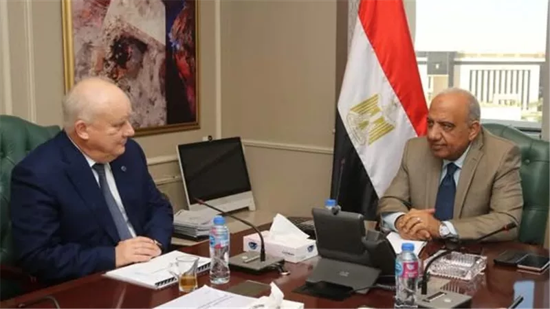 استعدادات لاستقبال «الوقود النووي».. وزير الكهرباء يبحث مع «روسآتوم» مستجدات محطة الضبعة