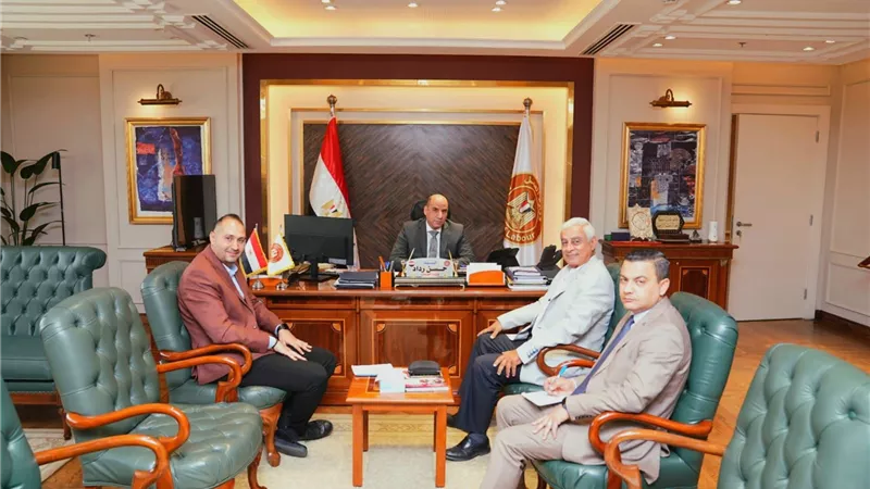 وزارة العمل تعلن عن 550 وظيفة جديدة بالنساجون الشرقيون.. التفاصيل ومواعيد التقديم والاختبارات
