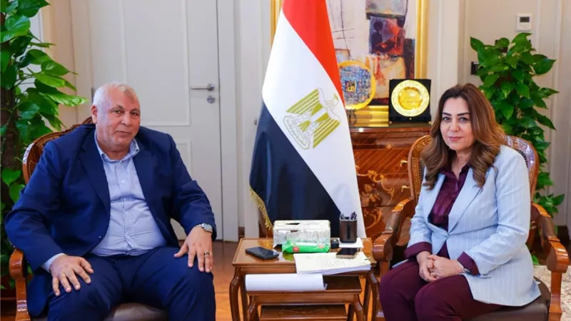 منال عوض تتابع ملفات مطروح.. تسريع تقنين أراضي الدولة وإزالة التعديات وإنهاء طلبات التصالح