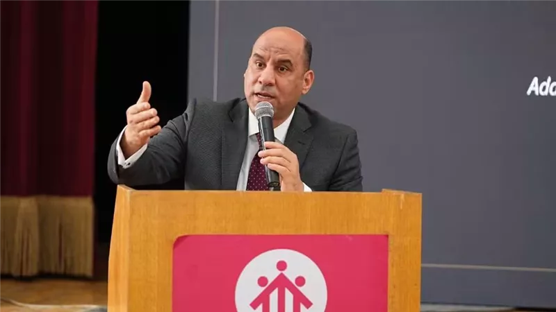1435 فرصة عمل في 40 شركة.. وزير العمل يفتتح ملتقى توظيف «دون بوسكو» بالقاهرة