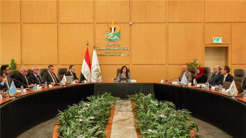 139 ألف فدان على طاولة وزيرة الإسكان.. تحركات لتقنين أراضي المدن الجديدة 