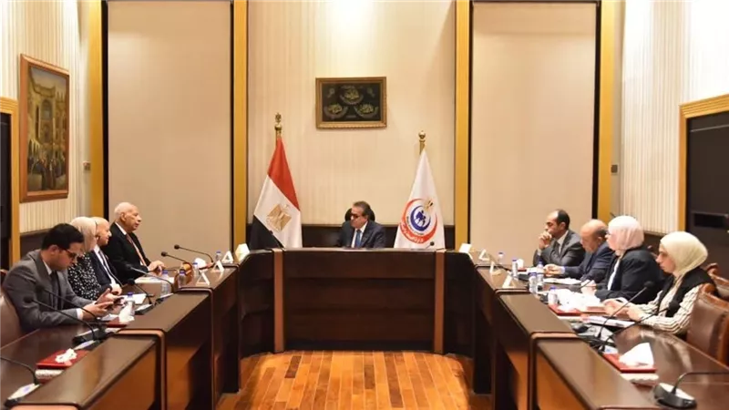 أطباء مصر بالخارج يدعمون تطوير المنظومة الصحية.. ما التفاصيل؟